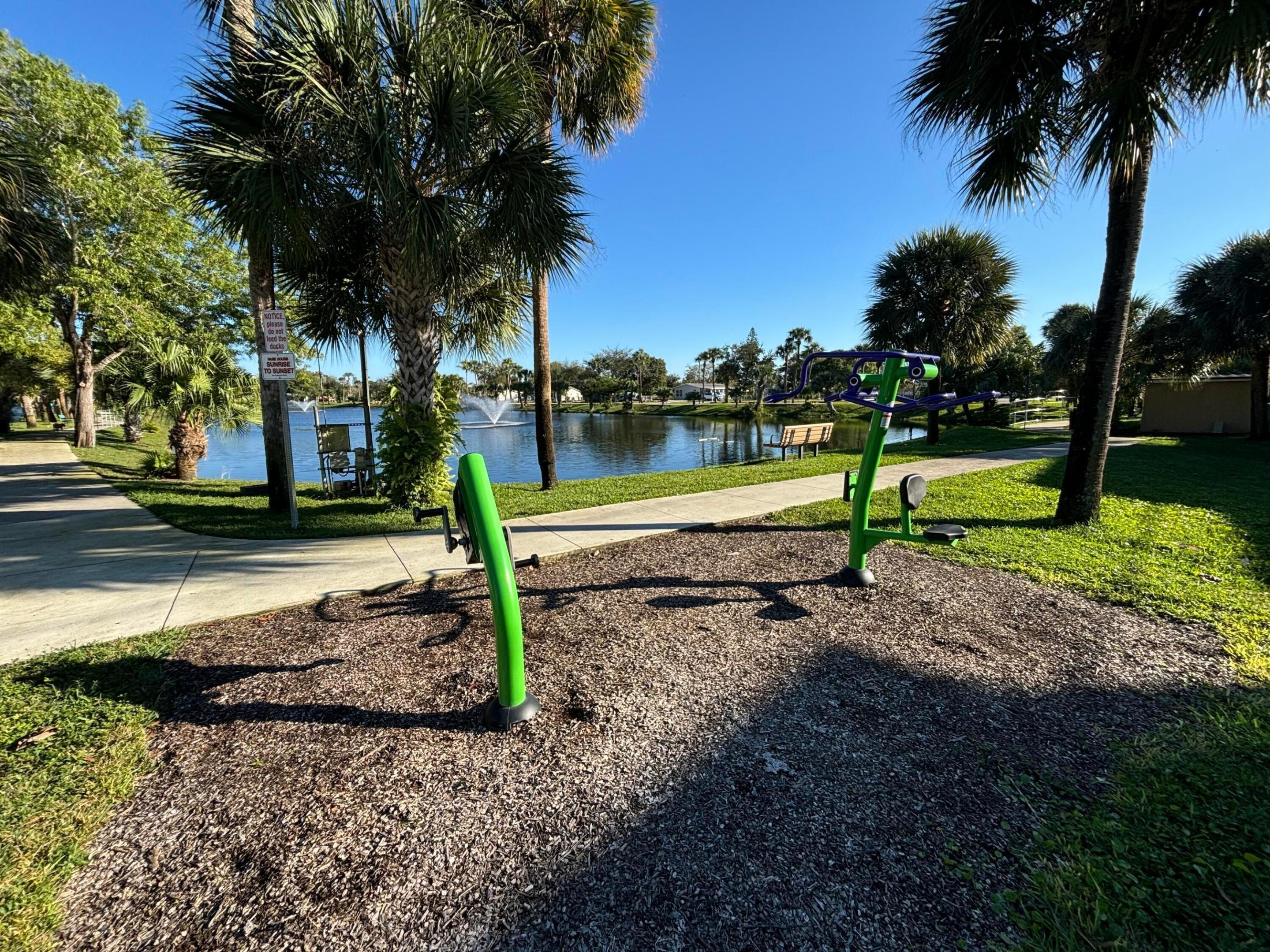 Lori Dr, Palm Springs, FL 33461