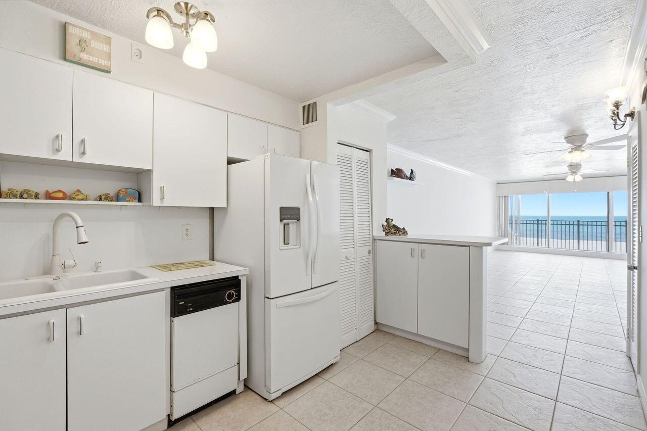 Van Buren St, Hollywood, FL 33019