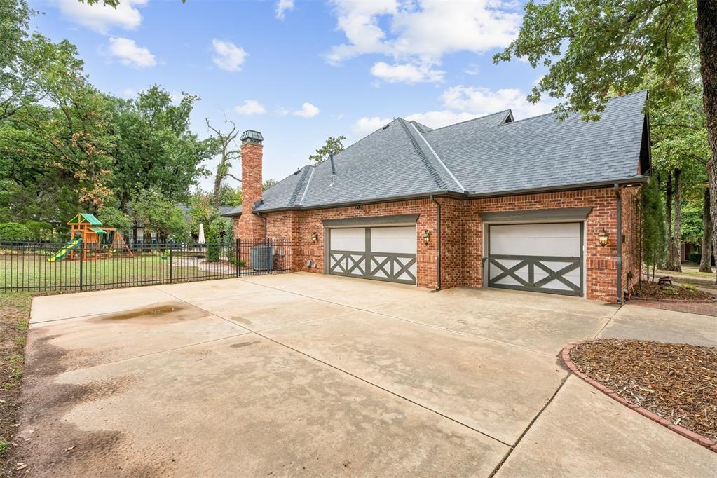 Oak Forest Rd, Edmond, OK 73025