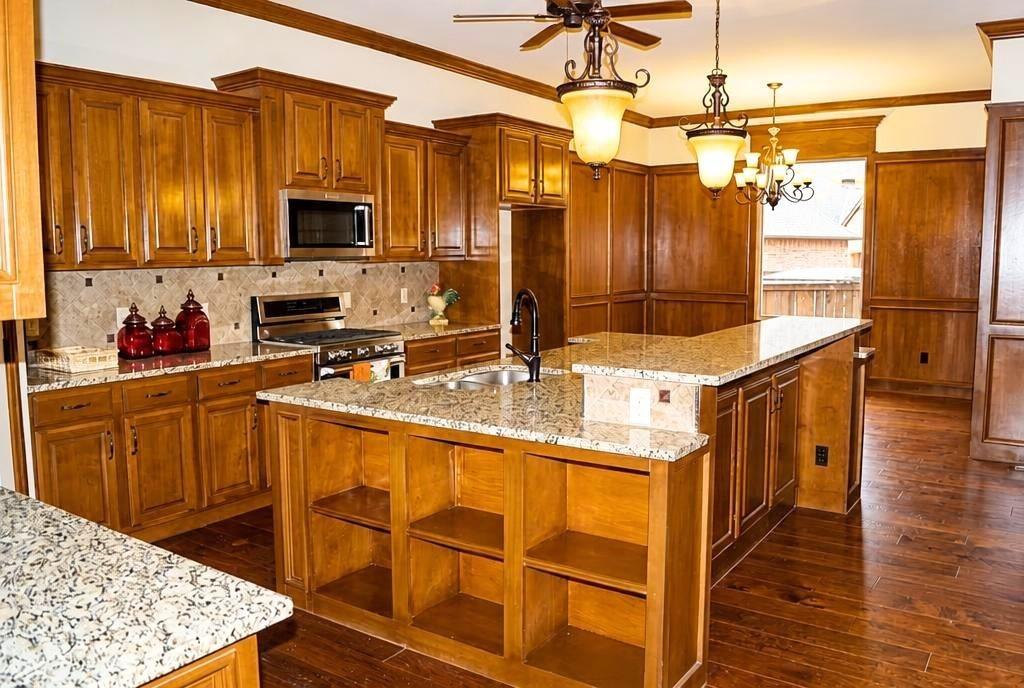 Royal Troon Dr, Edmond, OK 73012