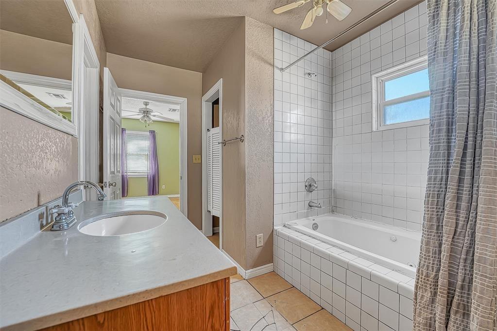 E 1160 Rd, Sweetwater, OK 73666