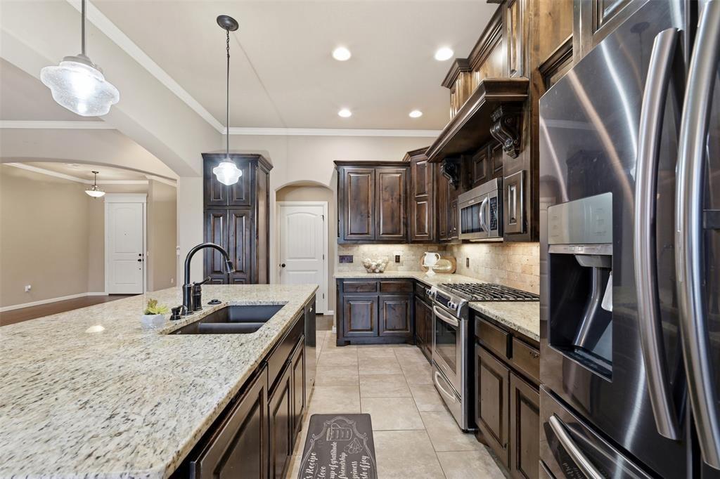 Buckskin Ct, Blanchard, OK 73010