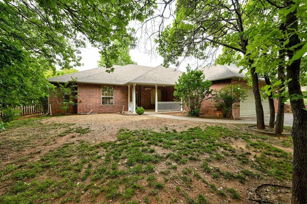 Ashebury Way, Edmond, OK 73034
