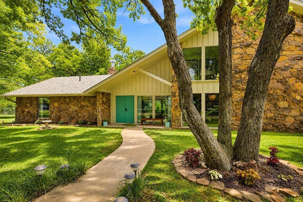 Arrowhead Dr, Edmond, OK 73013