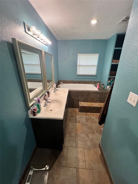 S 13th St, Tecumseh, OK 74873