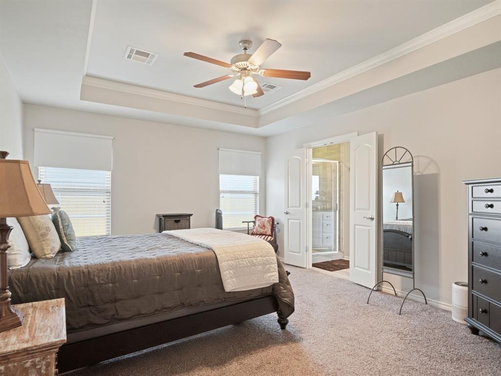 Maidstone Ln, Edmond, OK 73012
