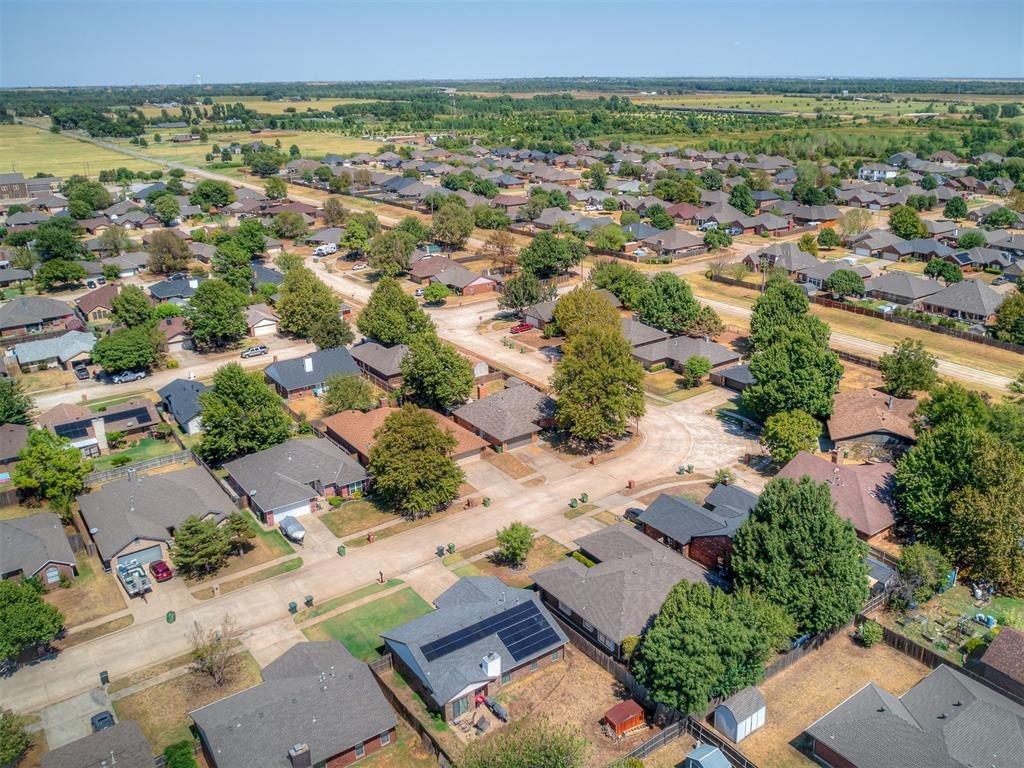 Chimney Hill Rd, Yukon, OK 73099