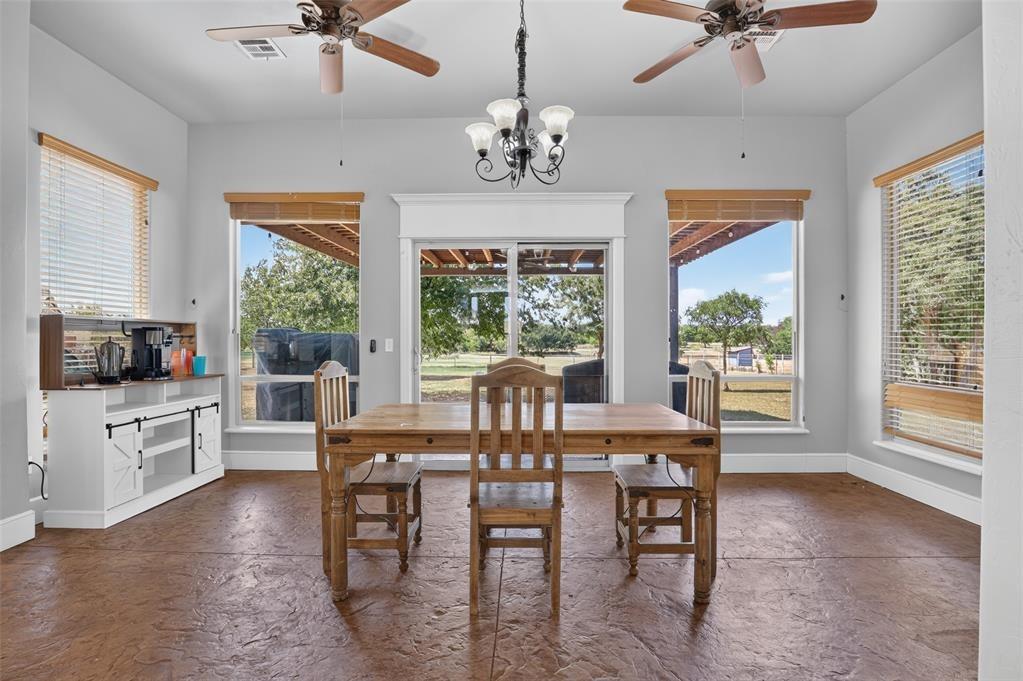 Wolf Creek Ln, Cashion, OK 73016