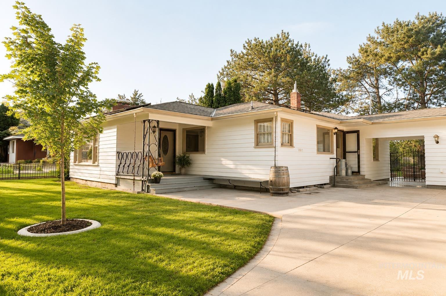 Washington Ave, Caldwell, ID 83605