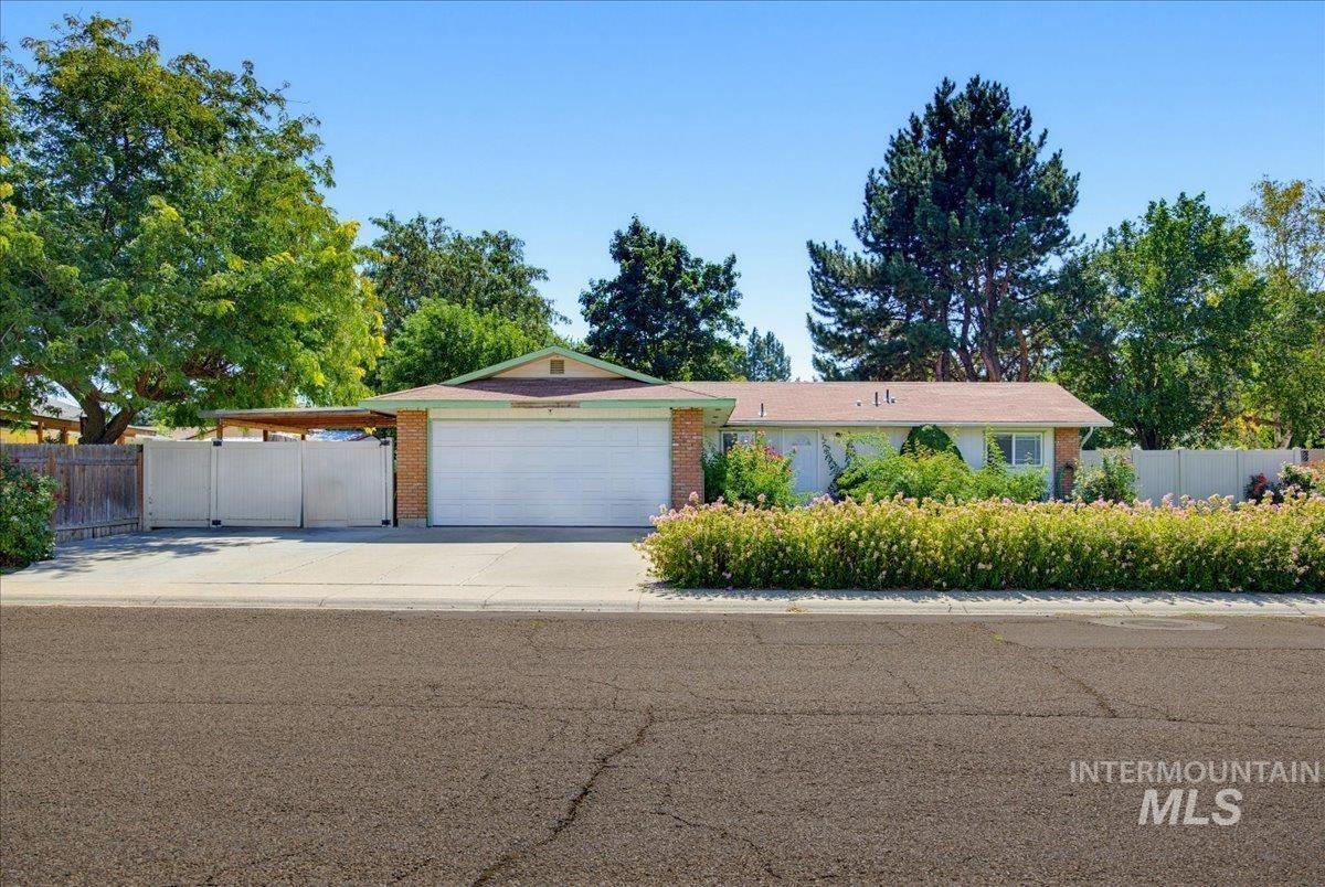 E Colorado Ave, Nampa, ID 83686