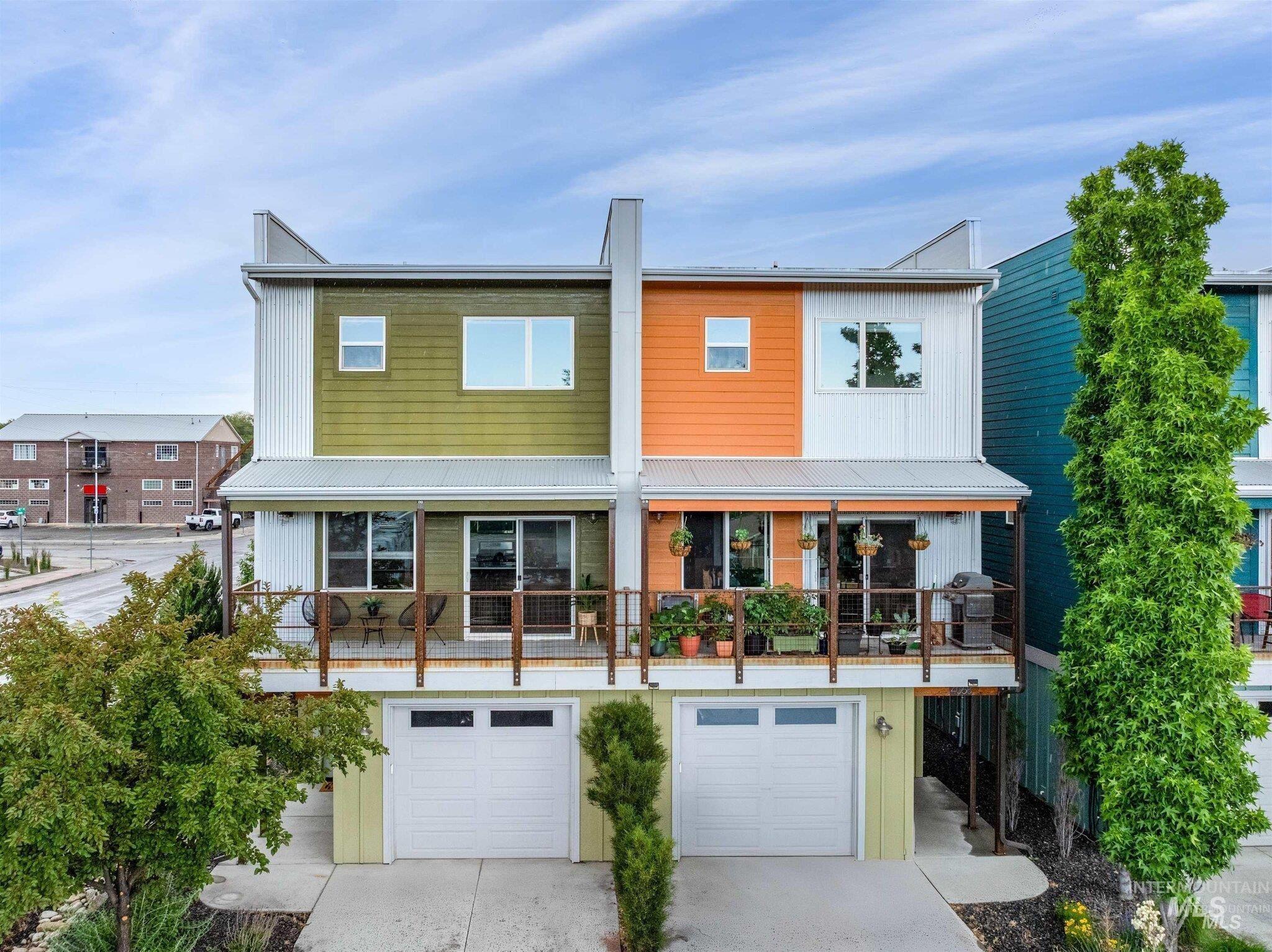 N Adams St, Garden City, ID 83714