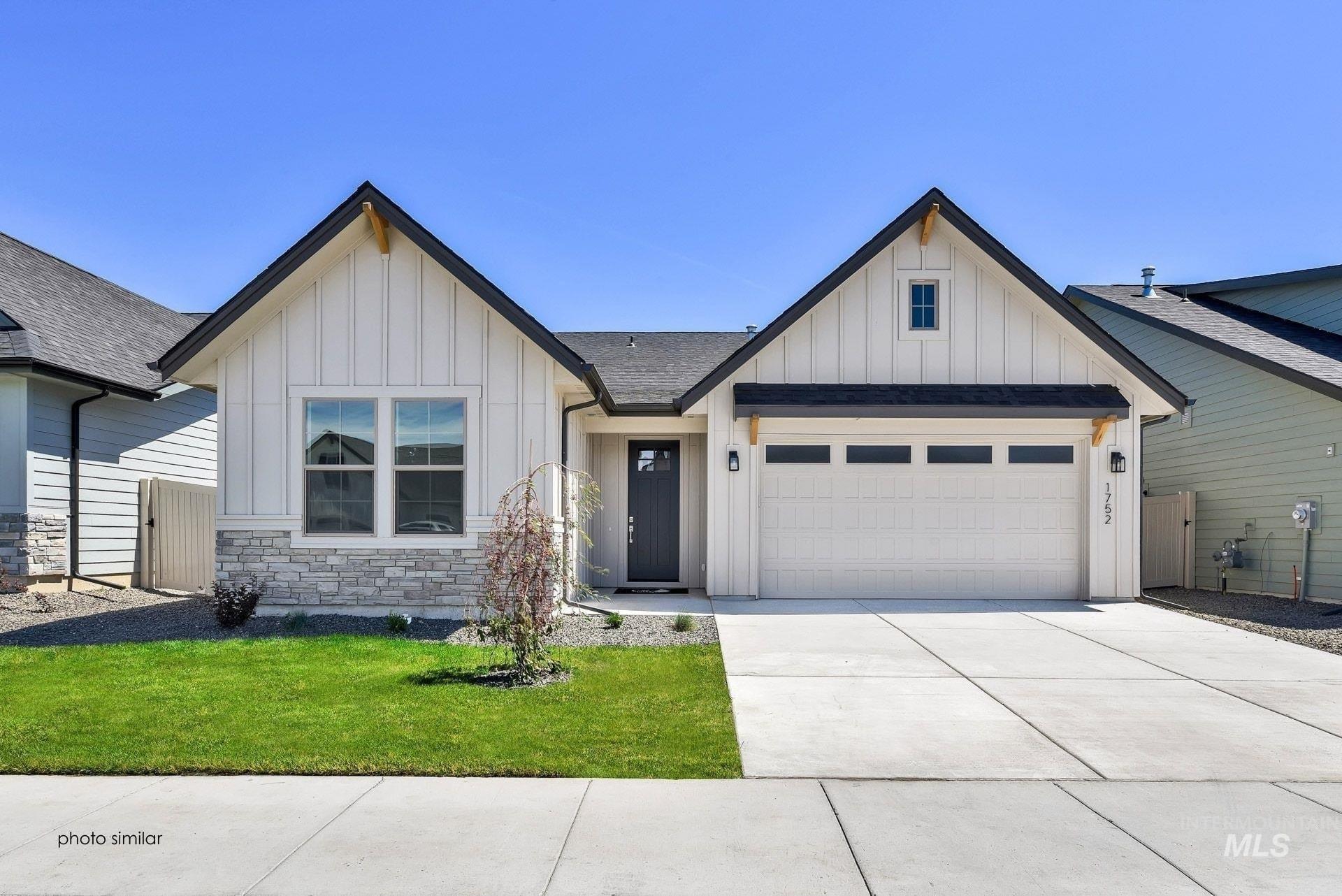 N Green Pine Ln, Star, ID 83669