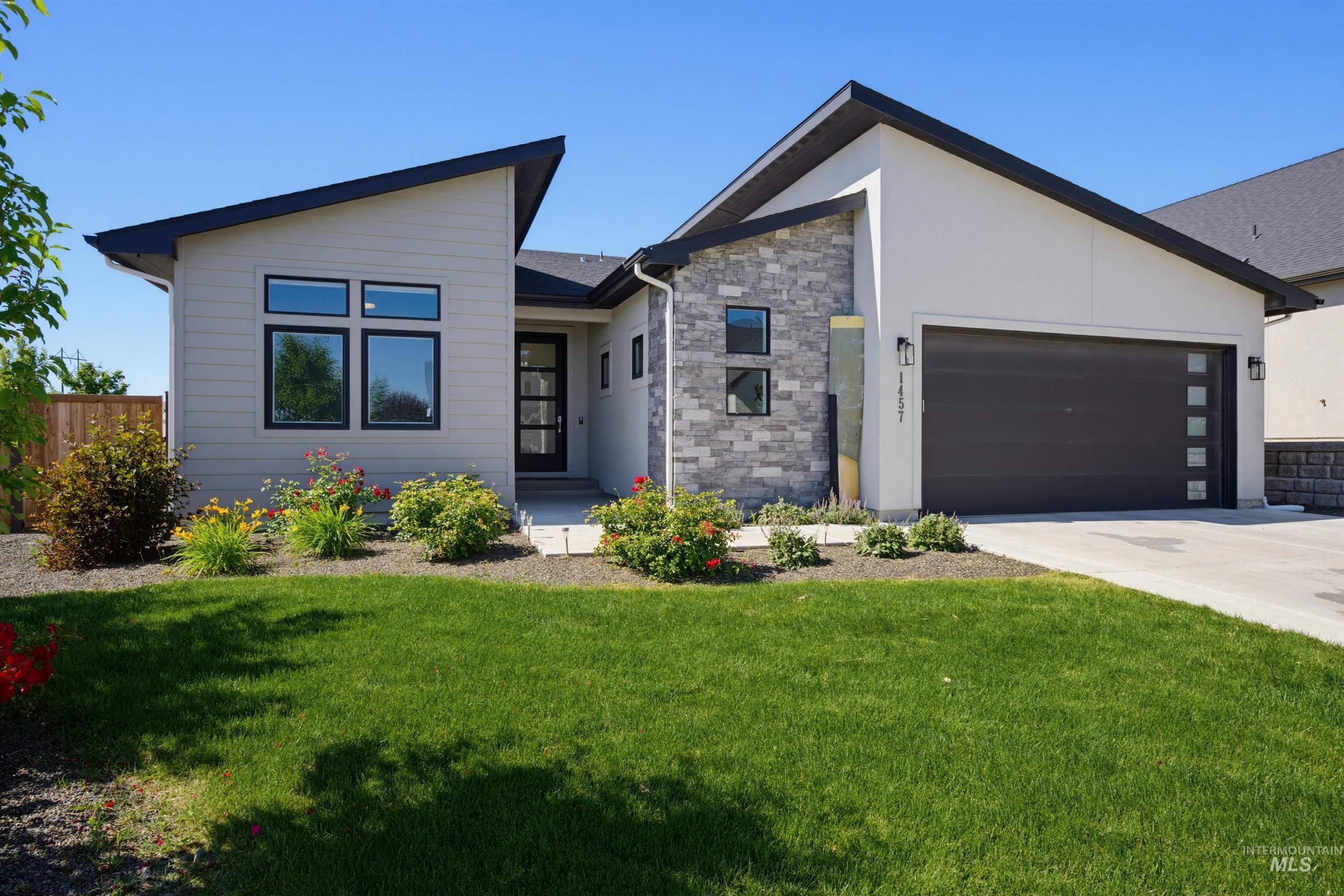 W Tenzing St, Nampa, ID 83686