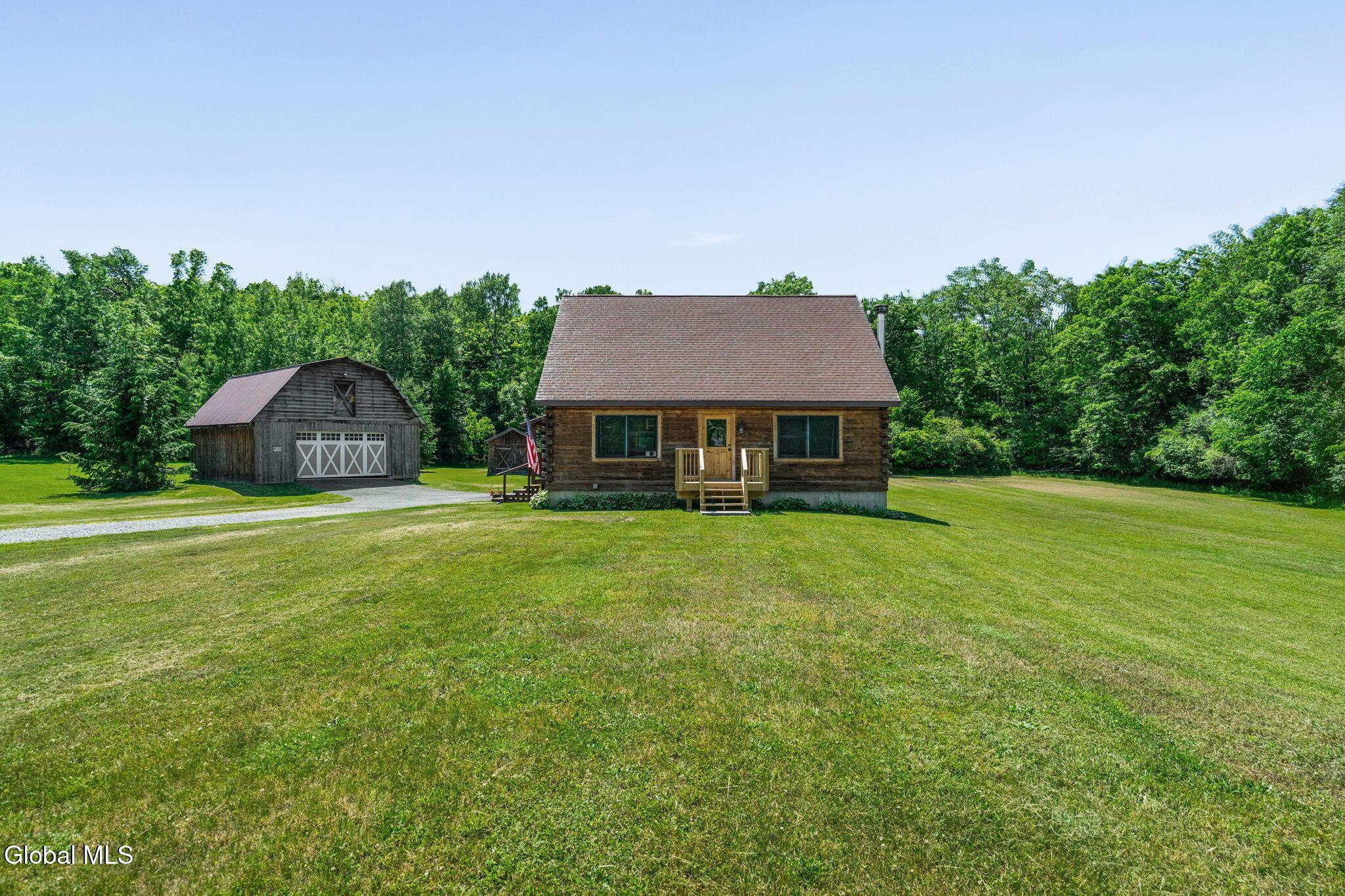 Goldfoot Rd, Schenectady, NY 12302