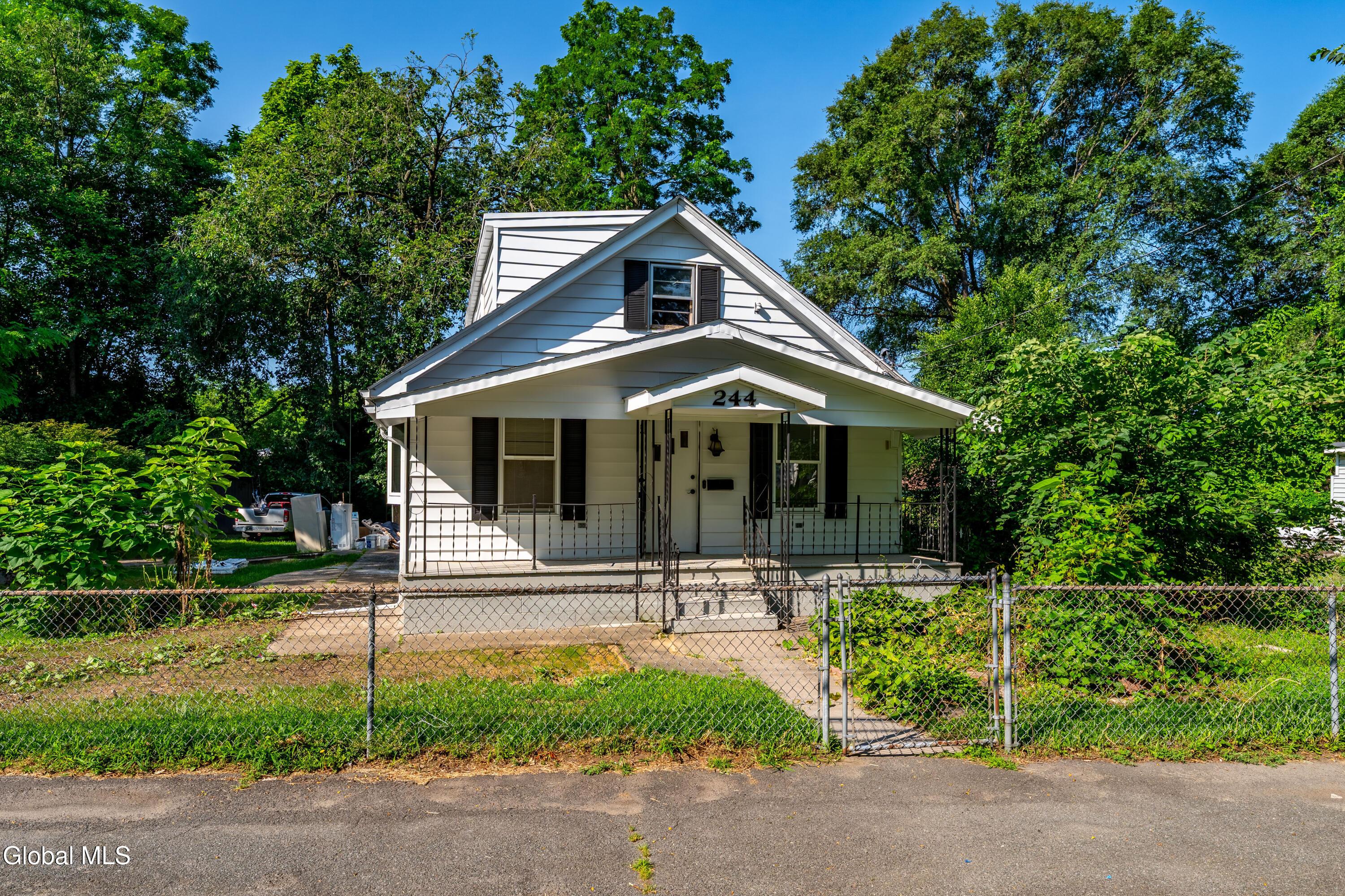William St, Schenectady, NY 12303
