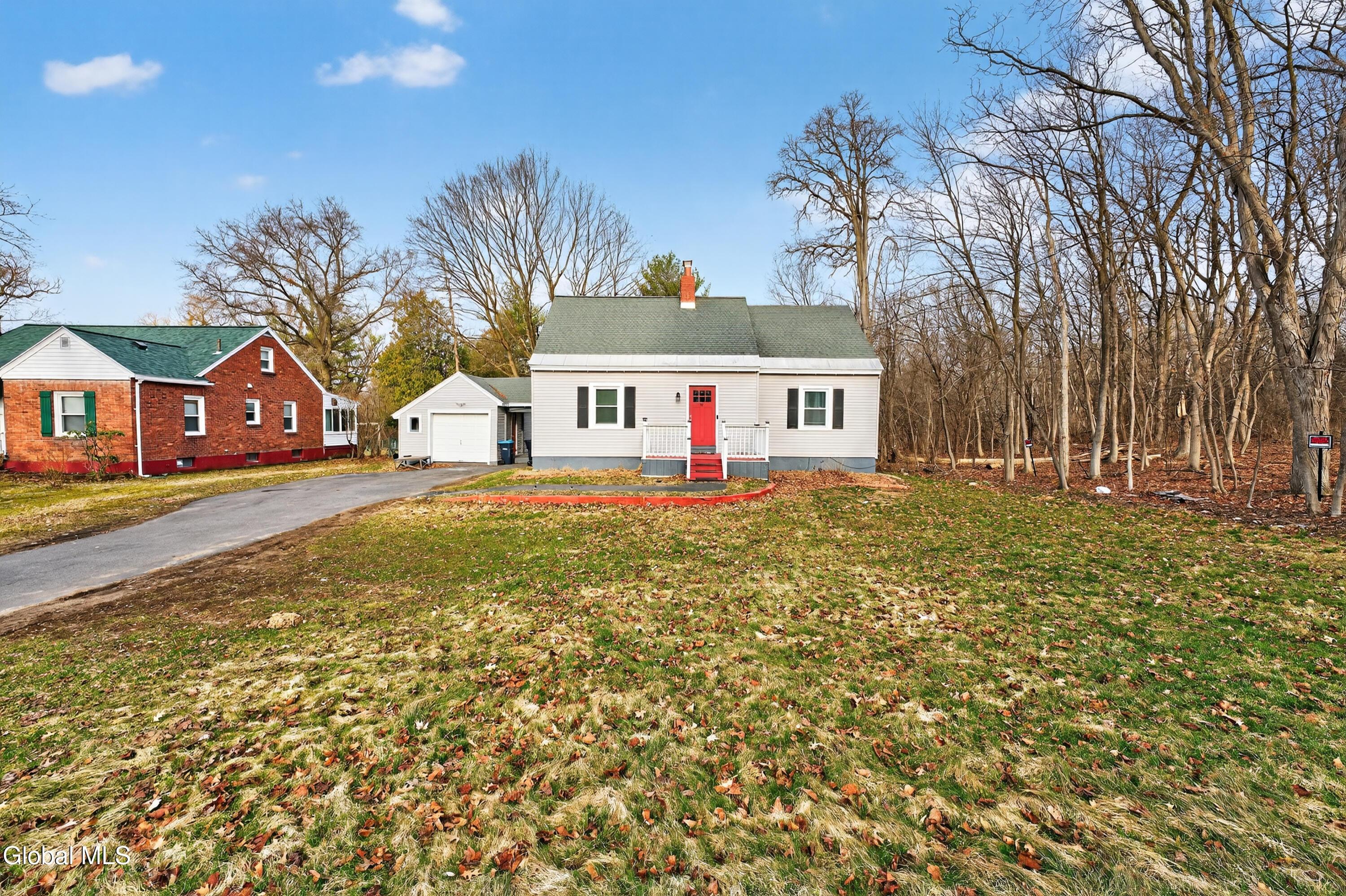 Spring Rd, Schenectady, NY 12302