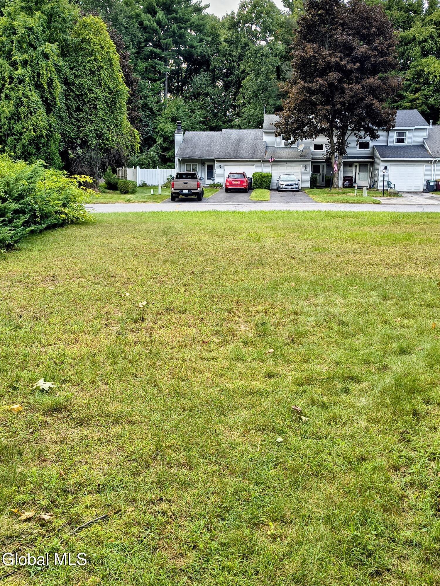 Tallow Wood Dr, Clifton Park, NY 12065
