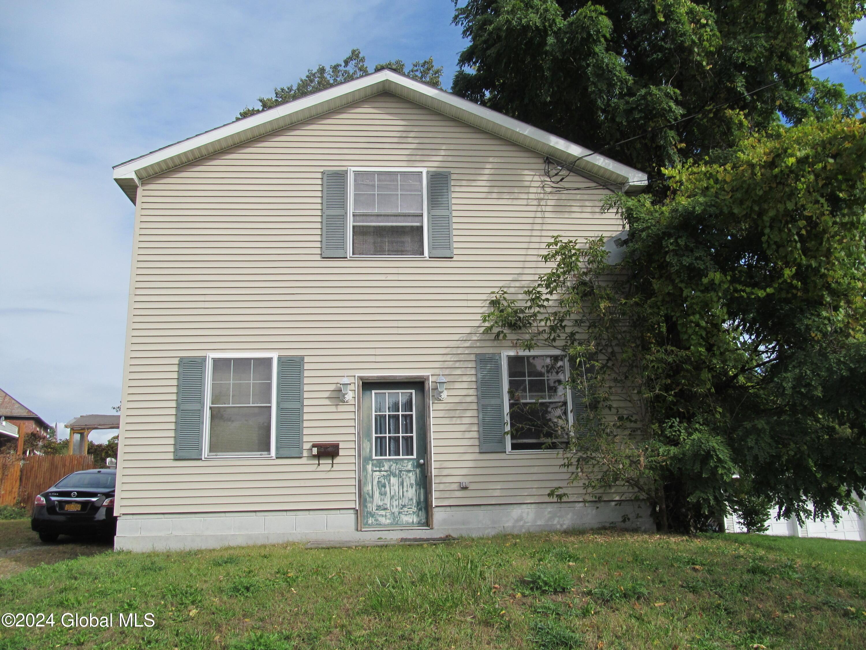 Bridge St, Greenwich, NY 12834
