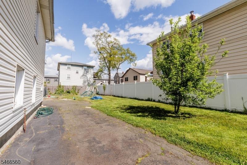 Van Buren Ave, Linden, NJ 07036