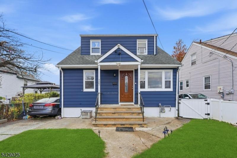 E Curtis St, Linden, NJ 07036