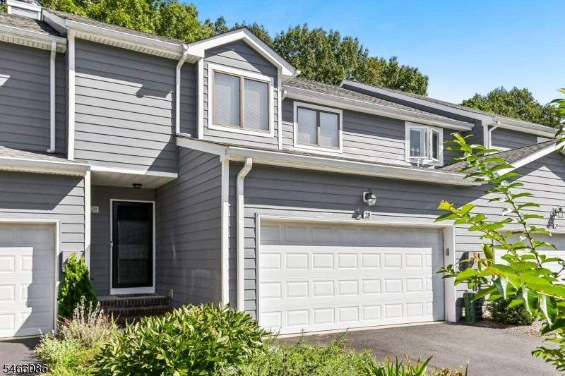 Raven Dr, Morristown, NJ 07960