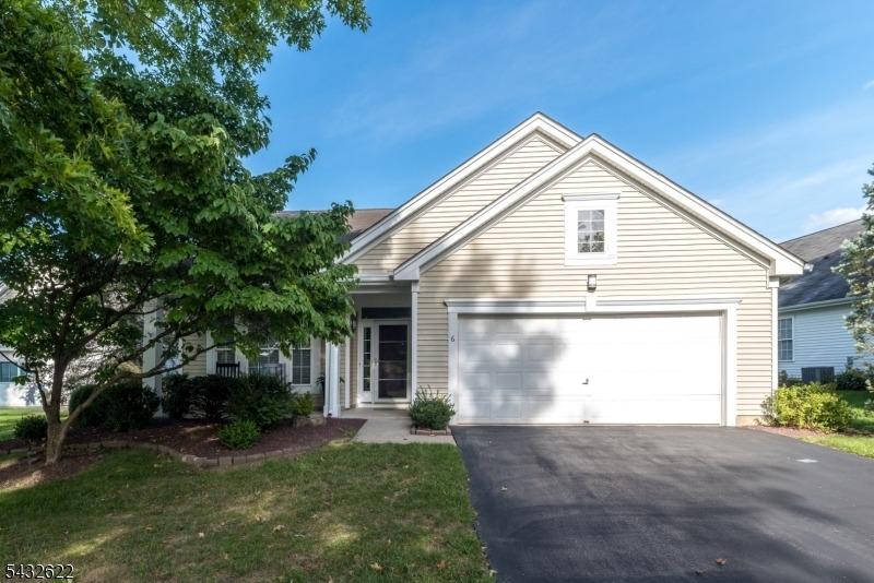 Weybourne Ln, Belvidere, NJ 07823