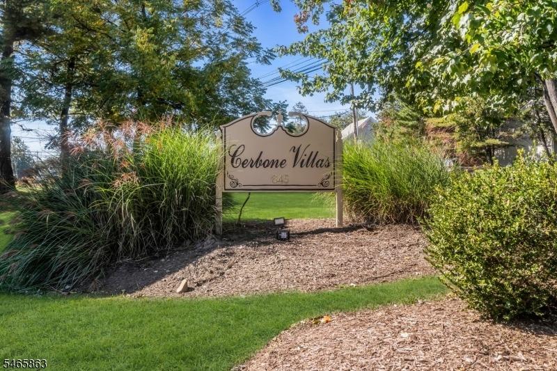 Ridgedale Ave, East Hanover, NJ 07936