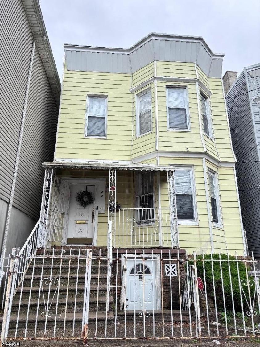 Bidwell Ave, Jersey City, NJ 07305
