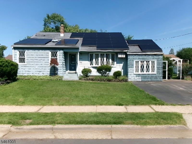 Carmello Dr, Edison, NJ 08817