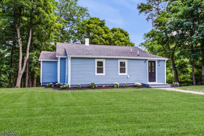 Petersburg Rd, Hackettstown, NJ 07840