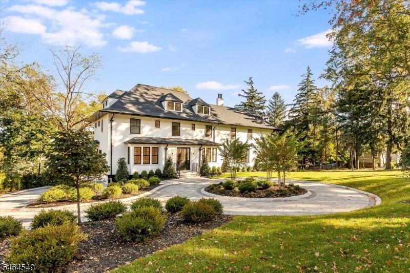 Up Mountain Ave, Montclair, NJ 07043