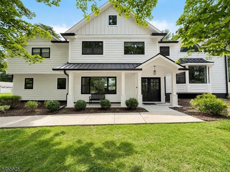 Mountain Ave, Warren, NJ 07059