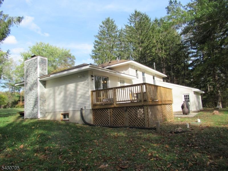 Bryans Rd, Hampton, NJ 08827