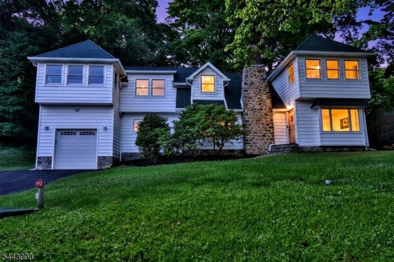 E Shore Trl, Sparta, NJ 07871