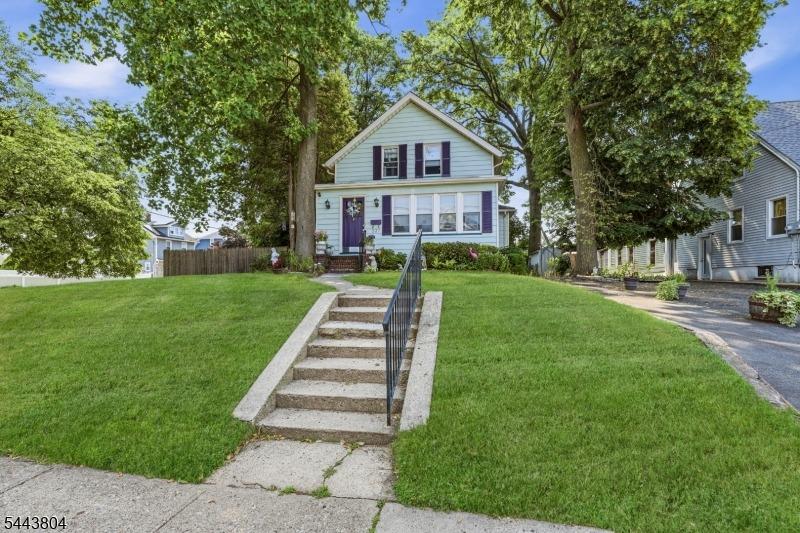 Broughton Ave, Bloomfield, NJ 07003