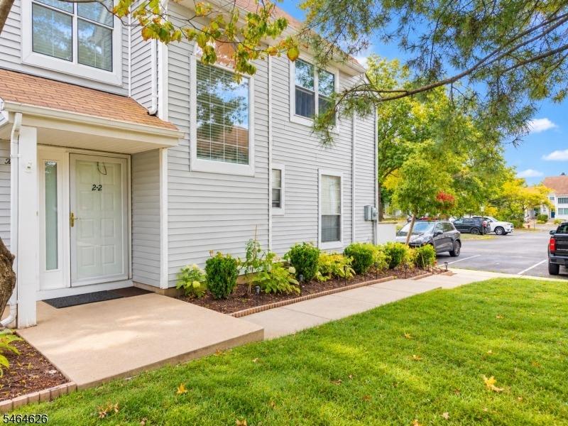 Borelle Sq, Parlin, NJ 08859