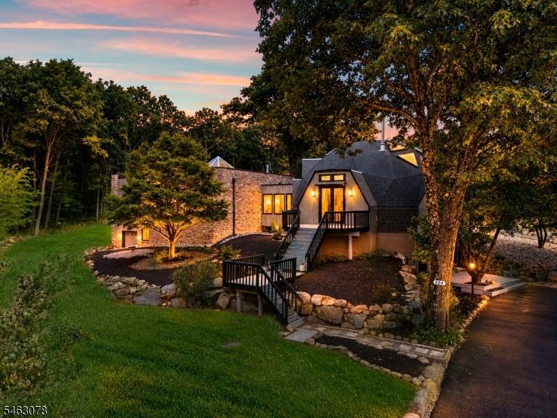 Holland Mt Rd, Oak Ridge, NJ 07438
