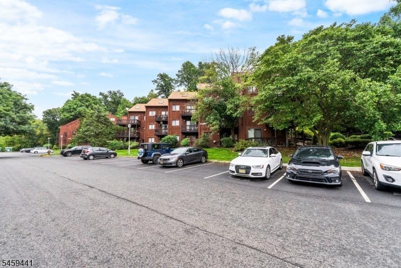 Brandywine Ct, Vernon, NJ 07462