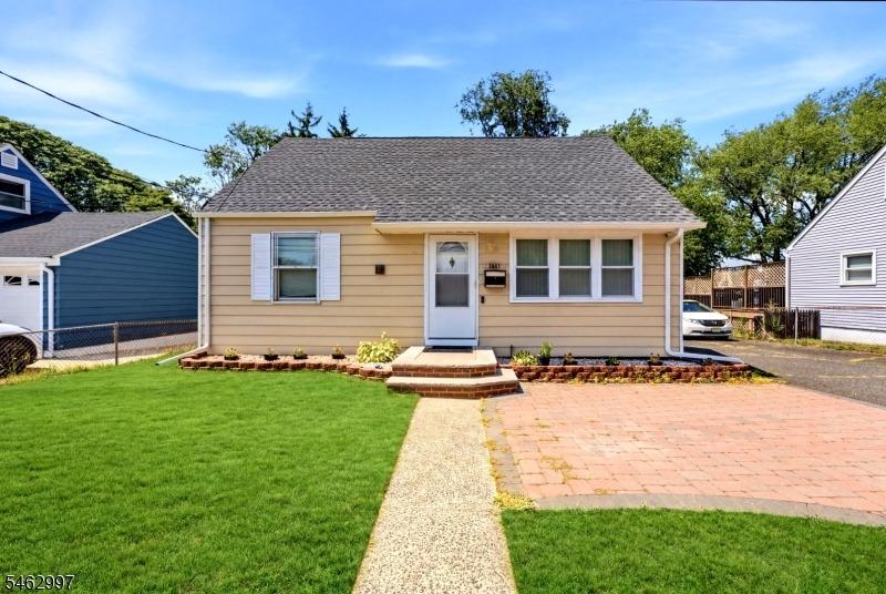 Woodbridge Ave, Edison, NJ 08817