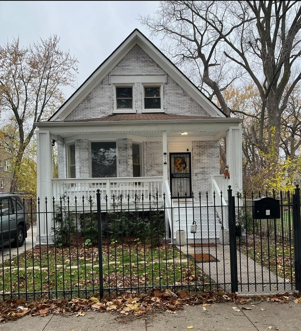 S Marquette Ave, Chicago, IL 60649