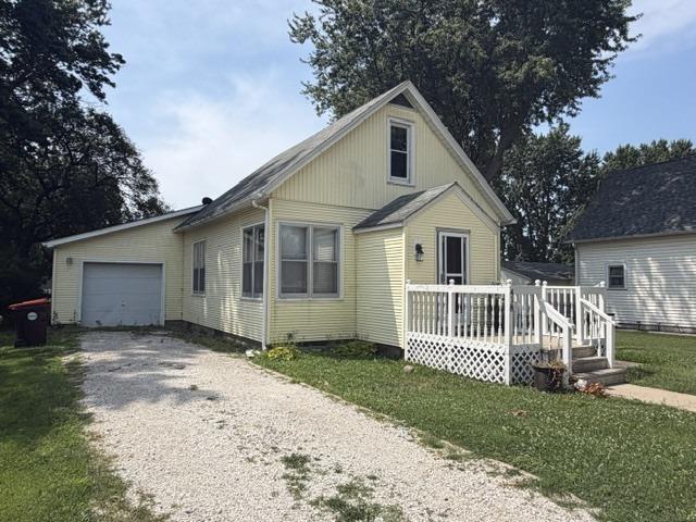 W Santa Fe Ave, Toluca, IL 61369