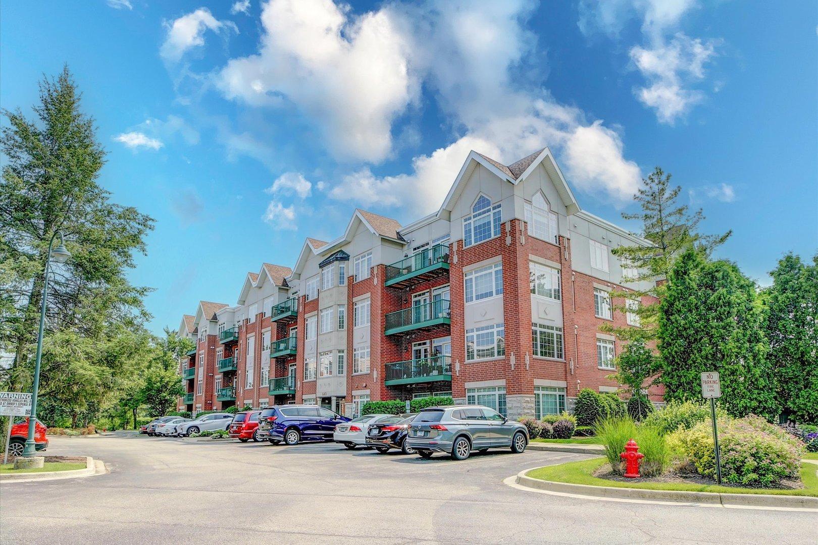 Mchenry Rd, Wheeling, IL 60090