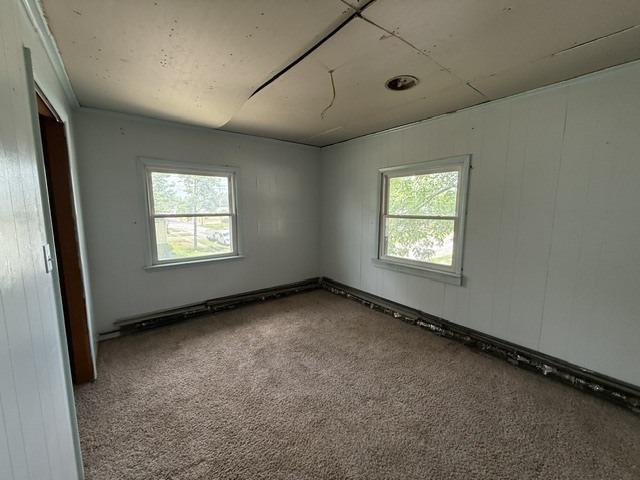 E Oak St, West Frankfort, IL 62896