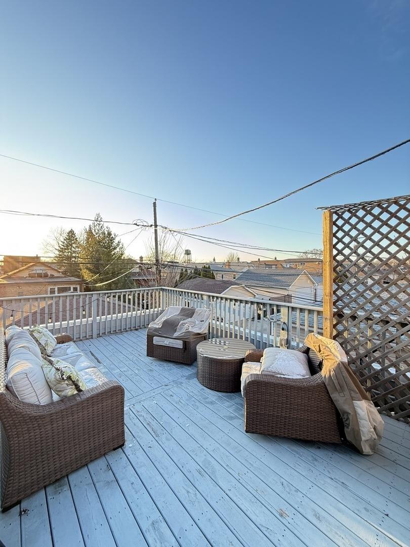 W Belden Ave, Elmwood Park, IL 60707