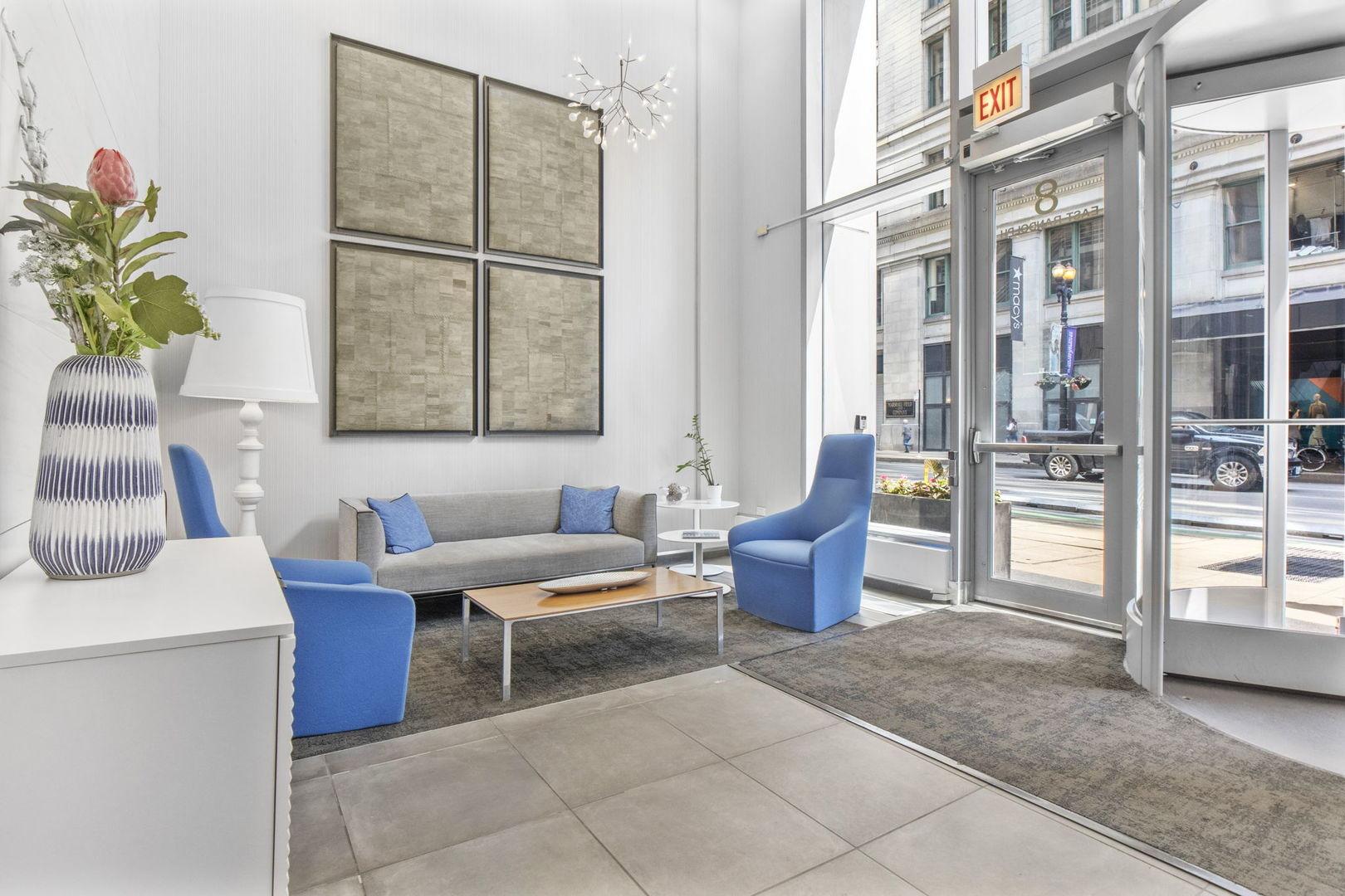 E Randolph St, Chicago, IL 60601