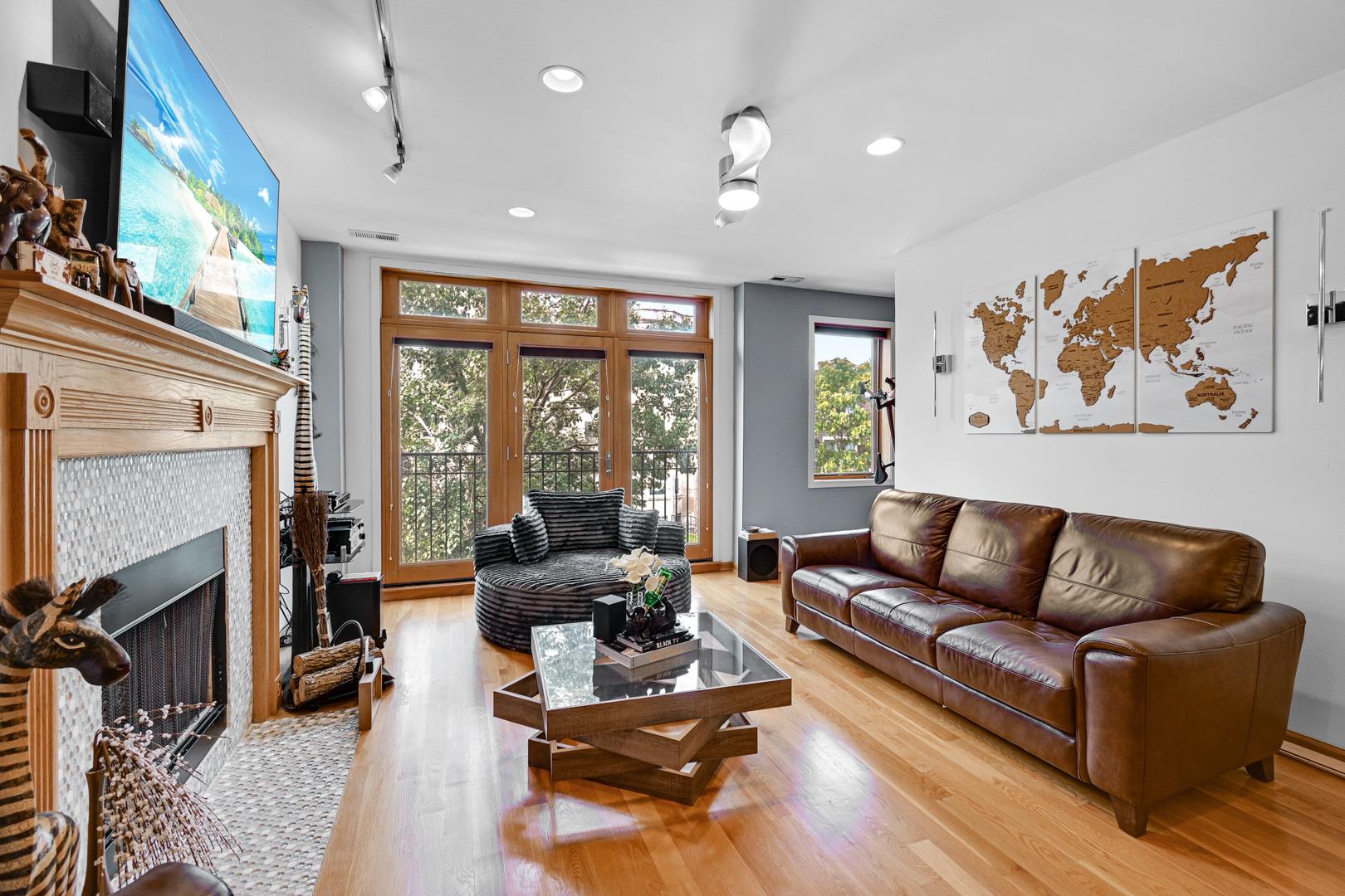 S Ingleside Ave, Chicago, IL 60637