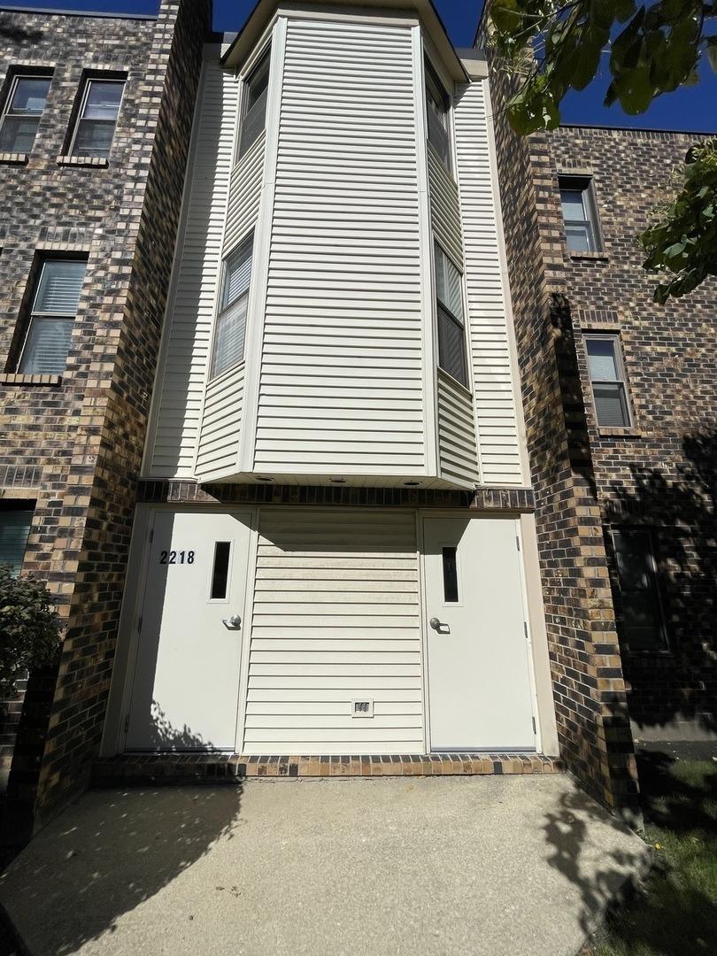 Country Club Dr, Woodridge, IL 60517
