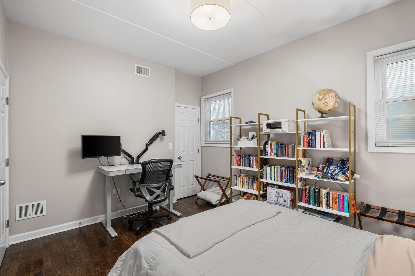 W Diversey Pkwy, Chicago, IL 60614