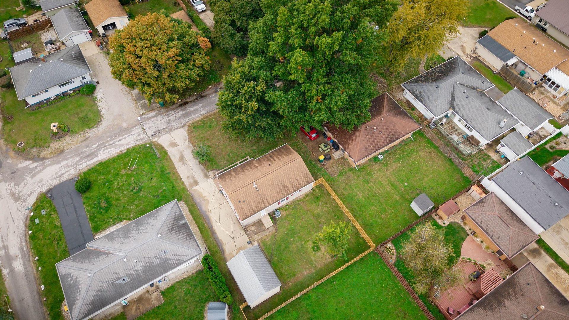 N Sterling St, Streator, IL 61364