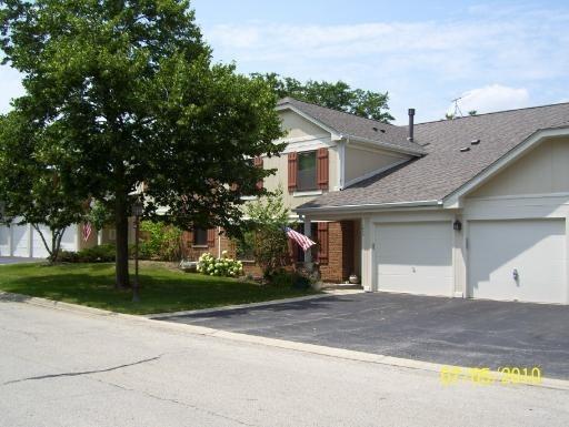 Williamsburg Dr, Schaumburg, IL 60193